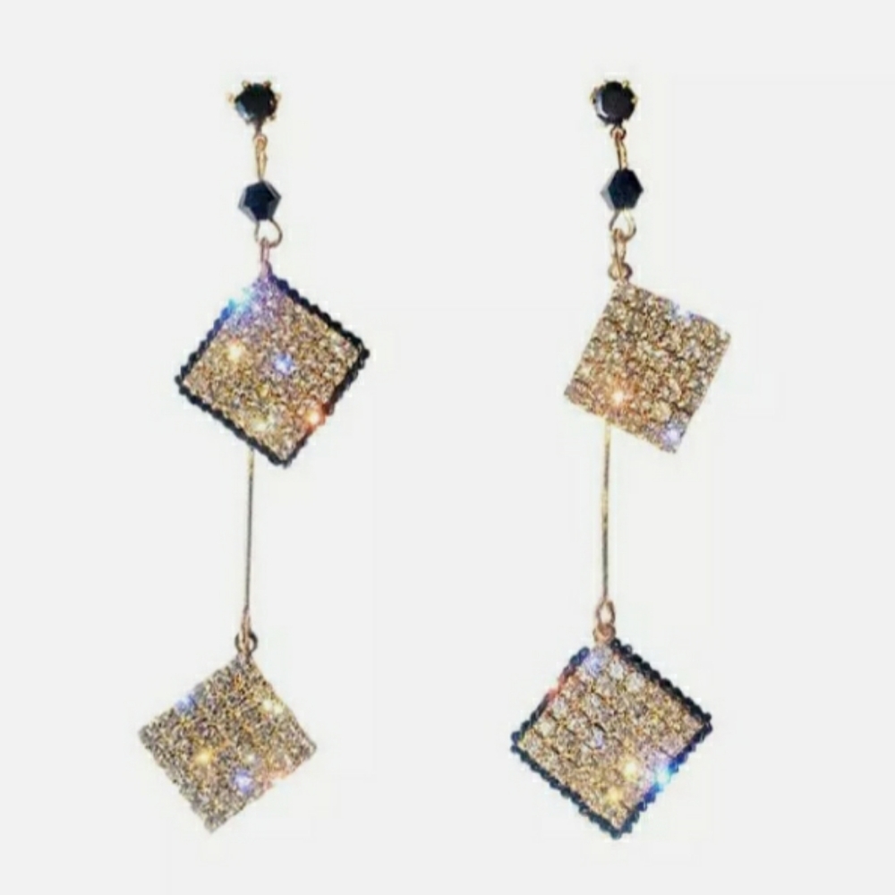 Geometric Sparkle Earrings - Picture 6 of 8